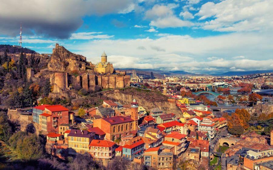 ხეტიალი შემოდგომის თბილისში